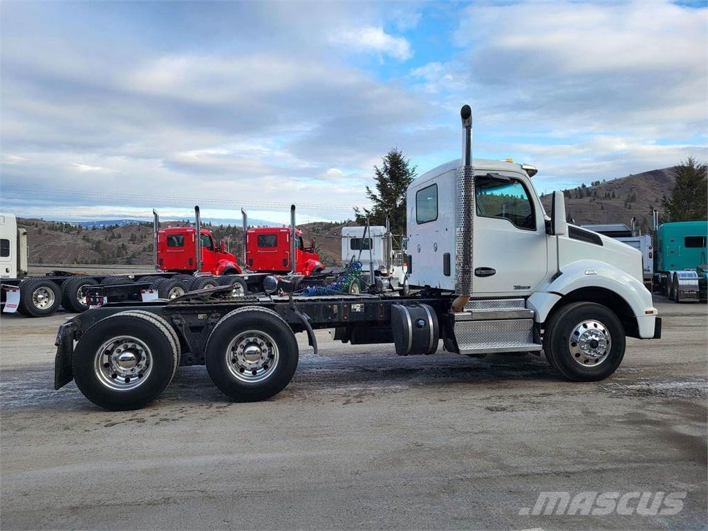 Kenworth T880 Tractor Units