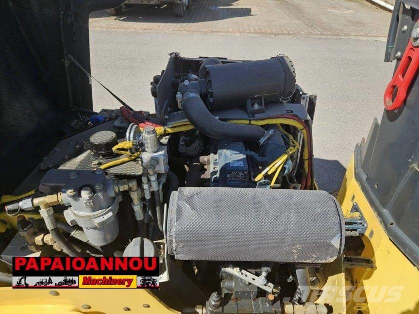 Bomag BW 100 AD-5 Tek tamburlu silindirler