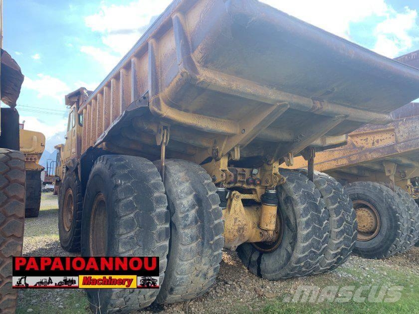 CAT 773B Rigid dump trucks
