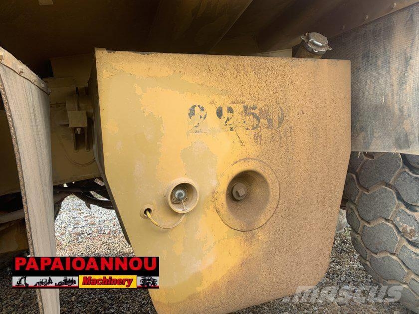CAT 773D Rigid dump trucks