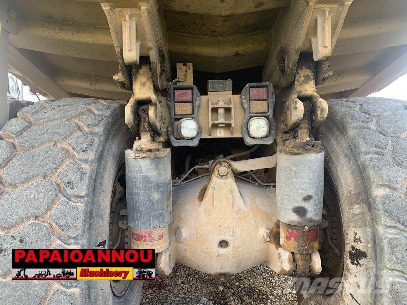 CAT 773D Rigid dump trucks