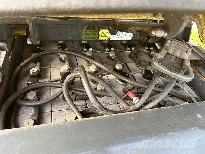 Aisle-Master 15SHE Forklift Stivuitor electric