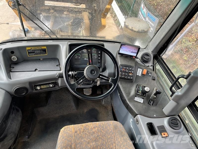 Bell B30D Dump Truck Mini tombereau
