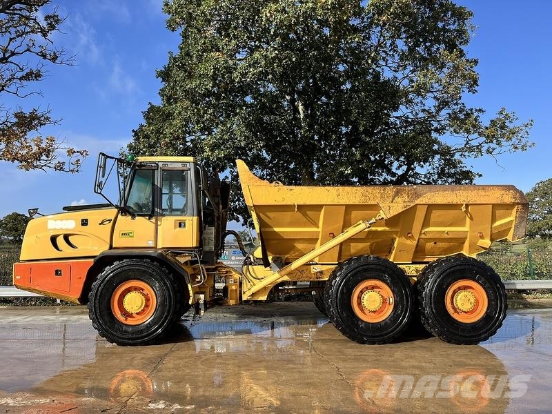 Bell B30D Dump Truck Mini tombereau