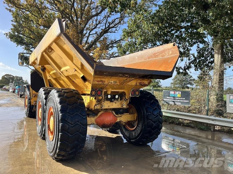 Bell B30D Dump Truck Mini tombereau