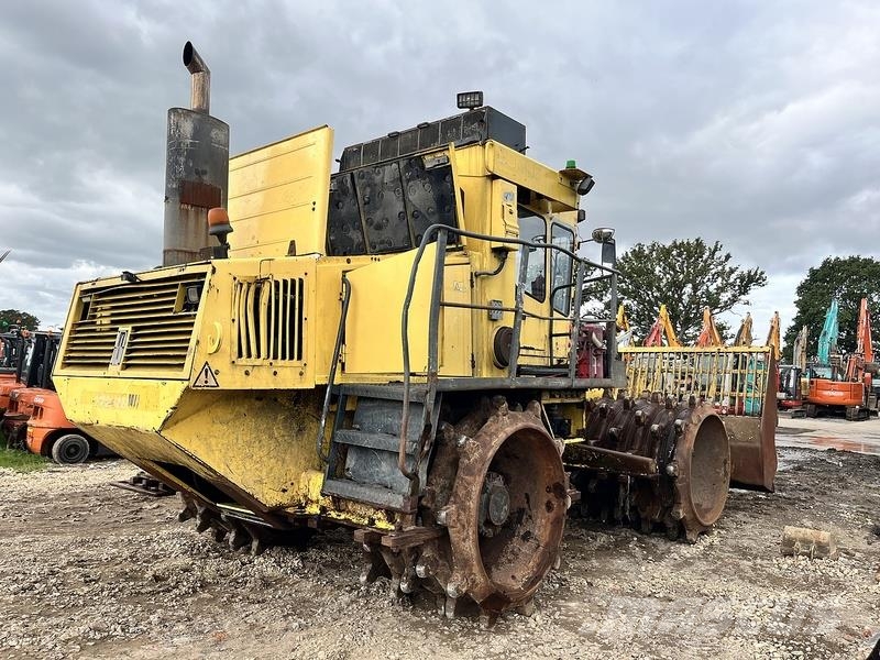 Bomag BC772 RB-2 Landfill Compactor Porinių būgnų volai
