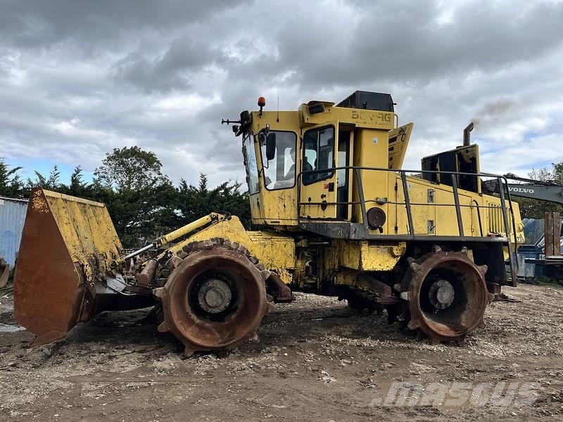 Bomag BC772 RB-2 Landfill Compactor Porinių būgnų volai