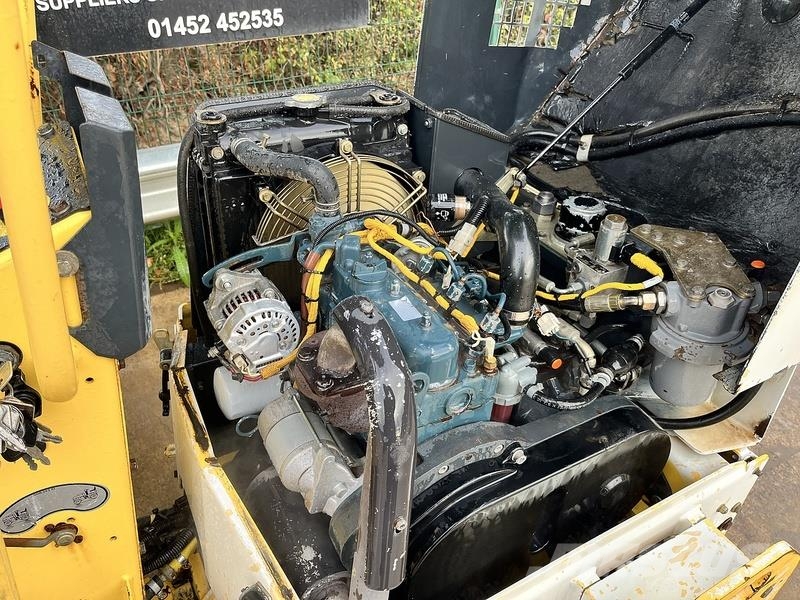 Bomag BW100 ADM-2 Roller مداحل ثنائية الاسطوانة