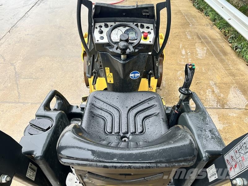 Bomag BW100 ADM-5 Roller Rulli a doppio tamburo