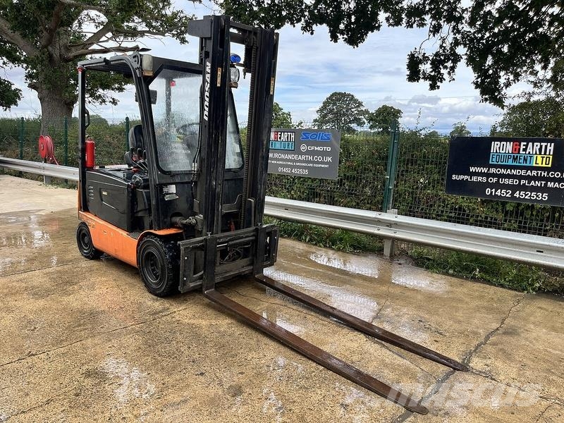 Doosan B25X-5 Forklift شاحنات ذات رافعات شوكية - أخرى