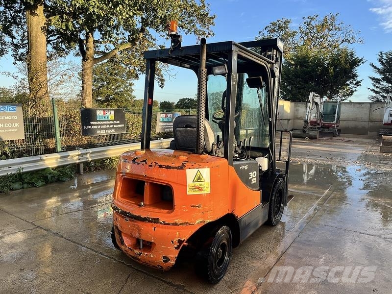 Doosan D30S-5 Forklfit Empilhadores Diesel