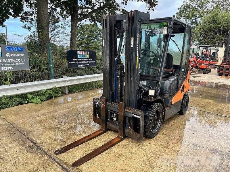 Doosan D30S-5 Forklift Chariots diesel