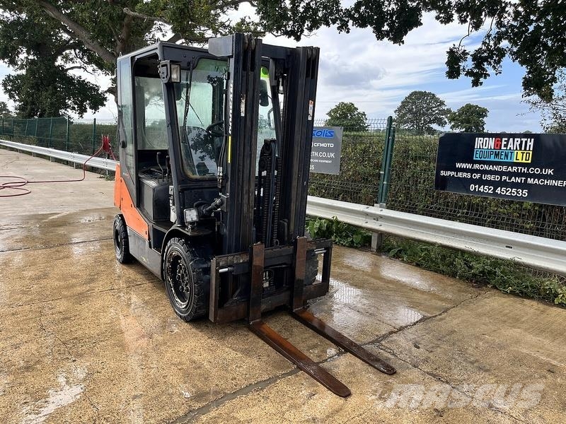 Doosan D30S-5 Forklift Chariots diesel