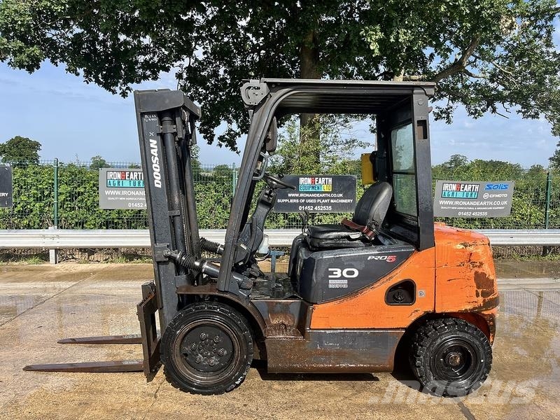 Doosan D30S-5 Forklift Gaffeltrucks - andre