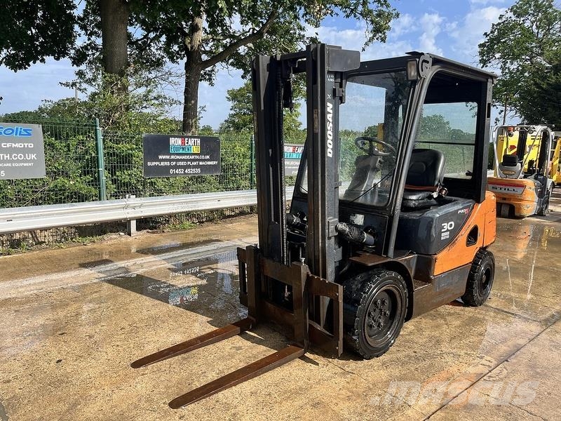 Doosan D30S-5 Forklift Gaffeltrucks - andre