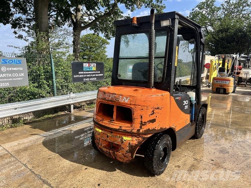 Doosan D30S-5 Forklift Gaffeltrucks - andre