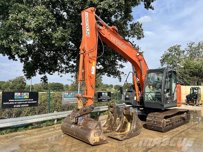 Hitachi ZX135US-6 Excavator Kāpurķēžu ekskavatori