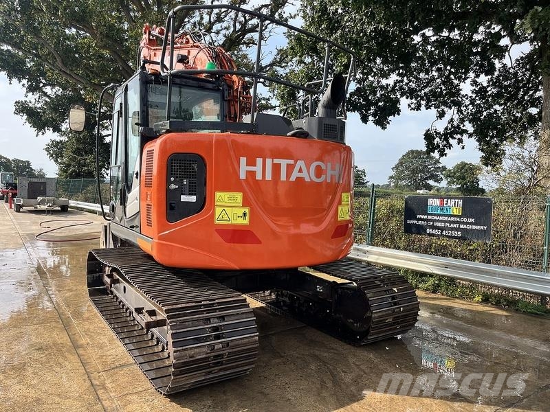Hitachi ZX135US-6 Excavator Kāpurķēžu ekskavatori