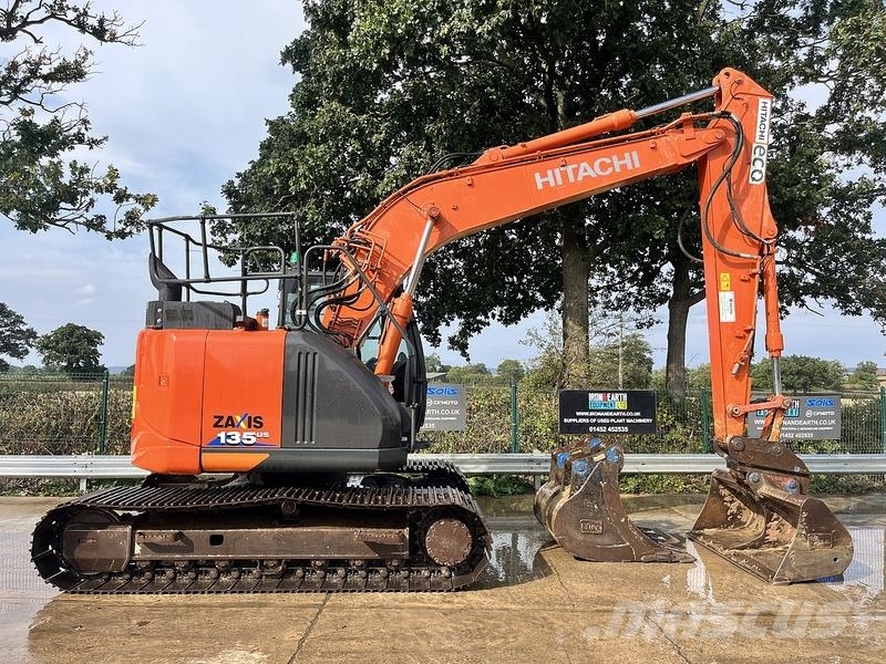 Hitachi ZX135US-6 Excavator Kāpurķēžu ekskavatori