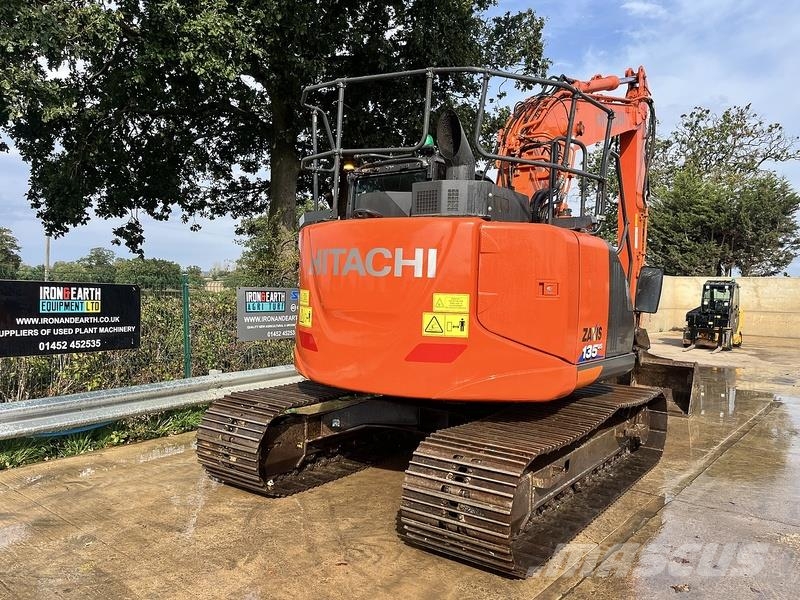 Hitachi ZX135US-6 Excavator Kāpurķēžu ekskavatori