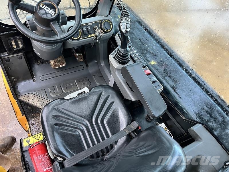 JCB 35-23D Wastemaster 2WD Teletruk Kurottajat