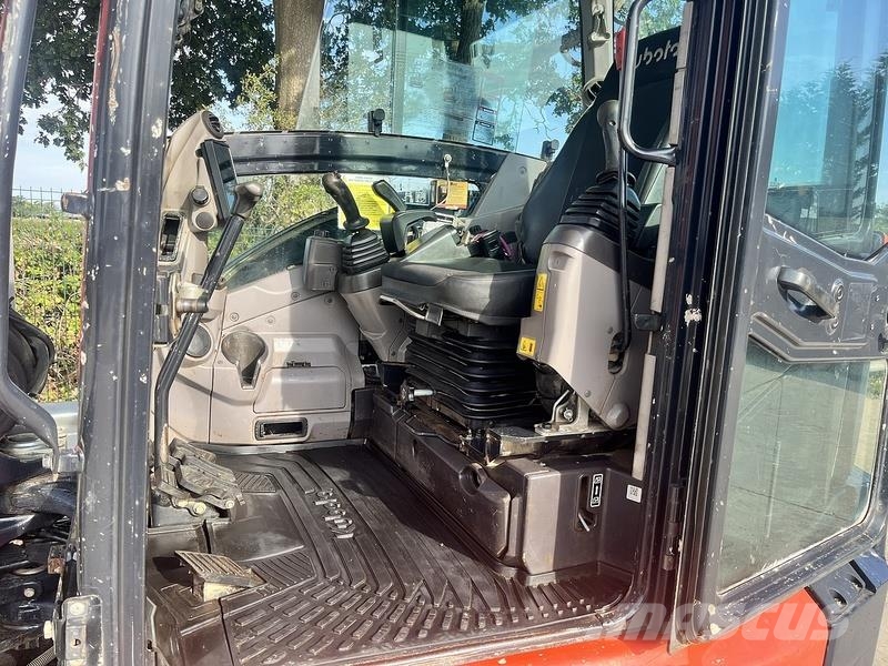 Kubota KX060-5 Excavator Rupsgraafmachines