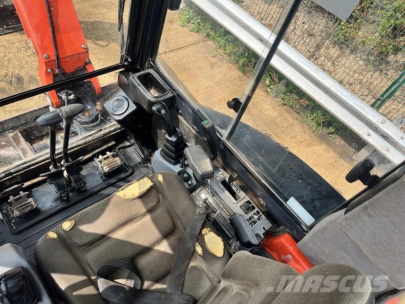 Kubota KX71-3 Excavator Rupsgraafmachines