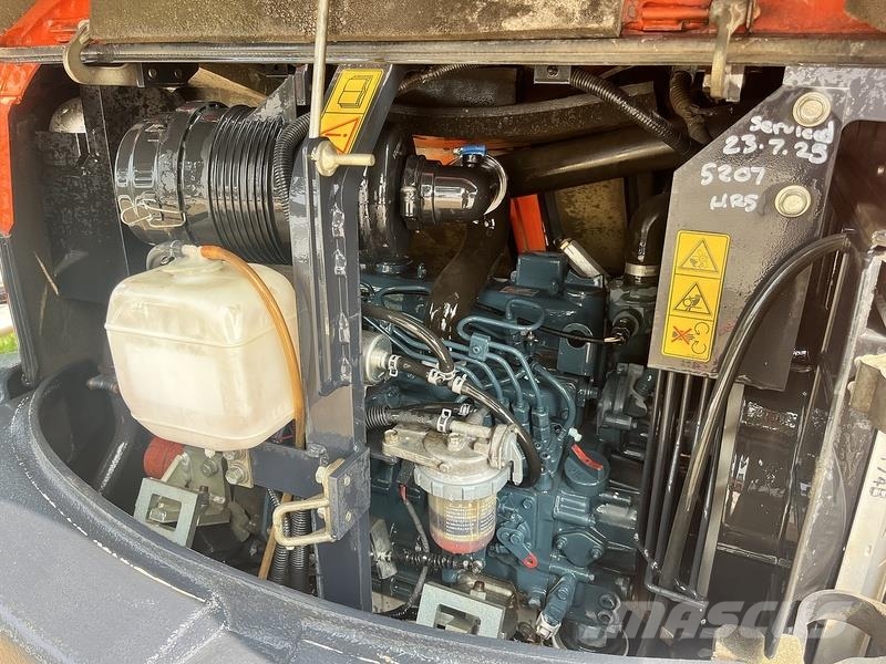 Kubota KX71-3 Excavator Rupsgraafmachines