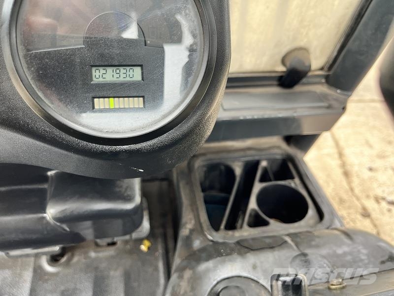 Linde E16C-02 Forklift شاحنات ذات رافعات شوكية تعمل بالكهرباء