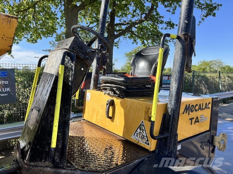 Mecalac TA3SH Dumper Vehículos compactos de volteo