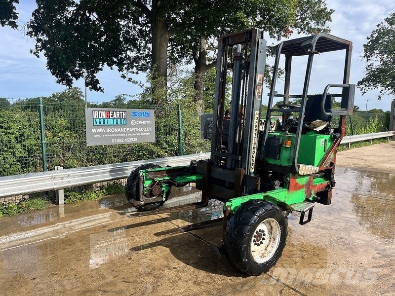 Moffett M2403W Truck-Mounted Forklift Diesel forklifts