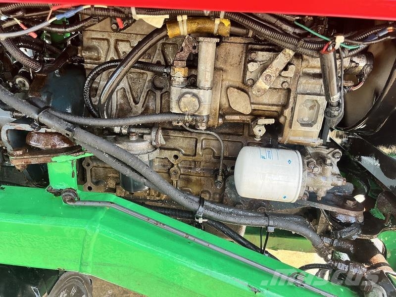 Moffett M2403W Truck-Mounted Forklift Diesel forklifts