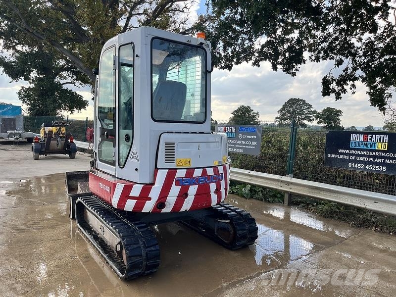 Takeuchi TB138FR Excavator Escavatori cingolati