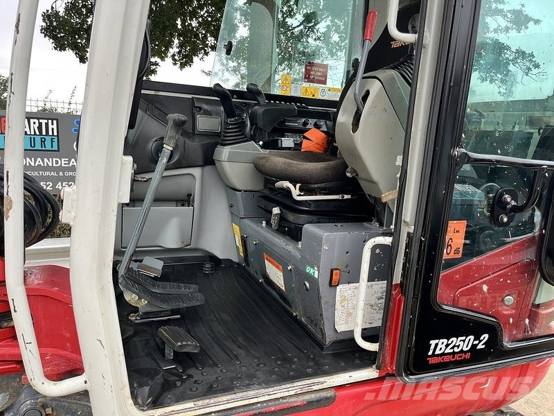Takeuchi TB250-2 Excavator Crawler excavators