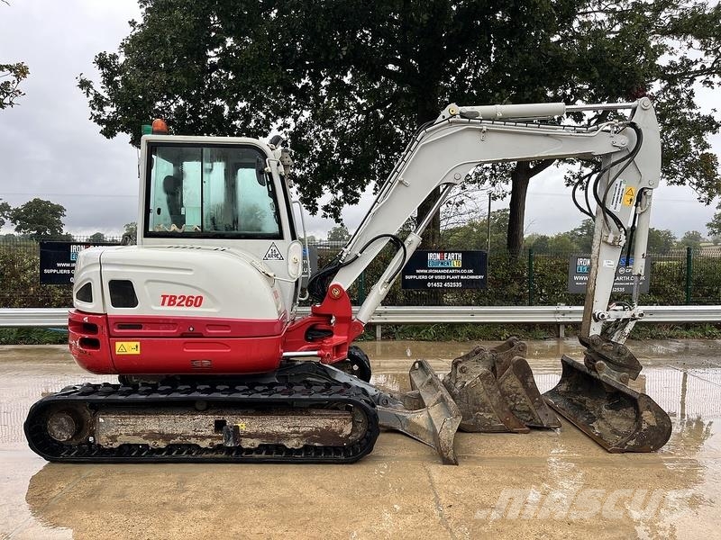 Takeuchi TB260 Excavator Bagri goseničarji