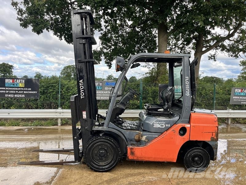 Toyota 02-8FDF30 Forklift Πετρελαιοκίνητα Κλαρκ