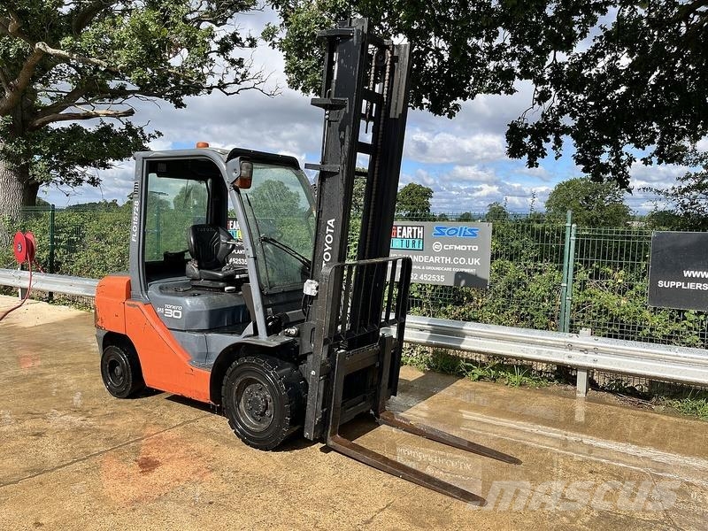 Toyota 02-8FDF30 Forklift Πετρελαιοκίνητα Κλαρκ
