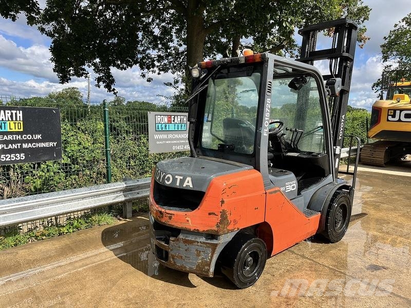 Toyota 02-8FDF30 Forklift Πετρελαιοκίνητα Κλαρκ