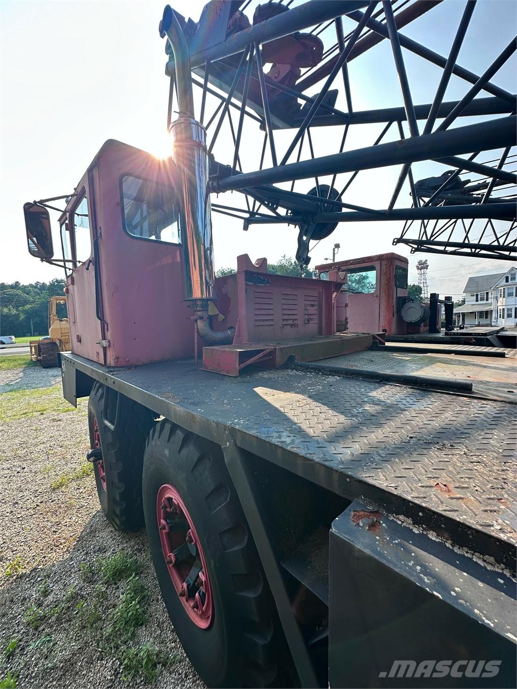  BAY CITY-MANITOWOC 40T Crane trucks