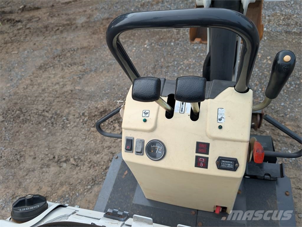 Bobcat 418 大型油圧ショベル12t以上(パワーショベル・ユンボ)