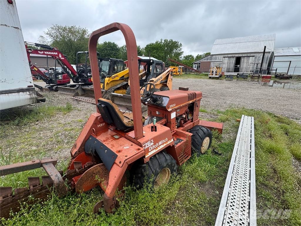 Ditch Witch 3500 DD Freze za kopanje jarkov Trenčerji