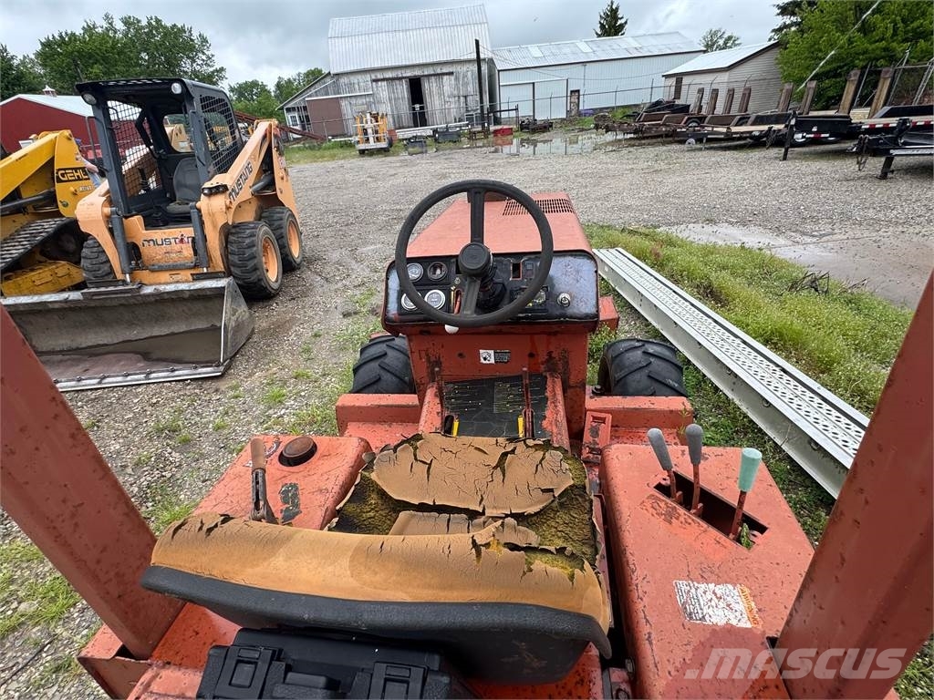 Ditch Witch 3500 DD Freze za kopanje jarkov Trenčerji