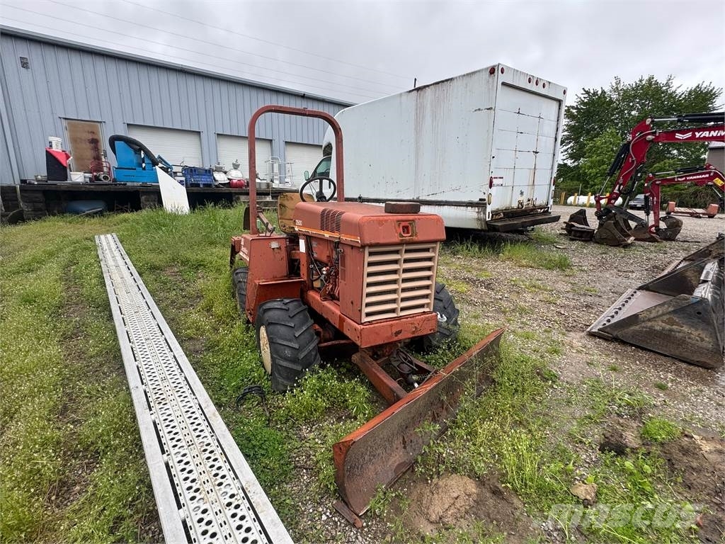 Ditch Witch 3500 DD Freze za kopanje jarkov Trenčerji