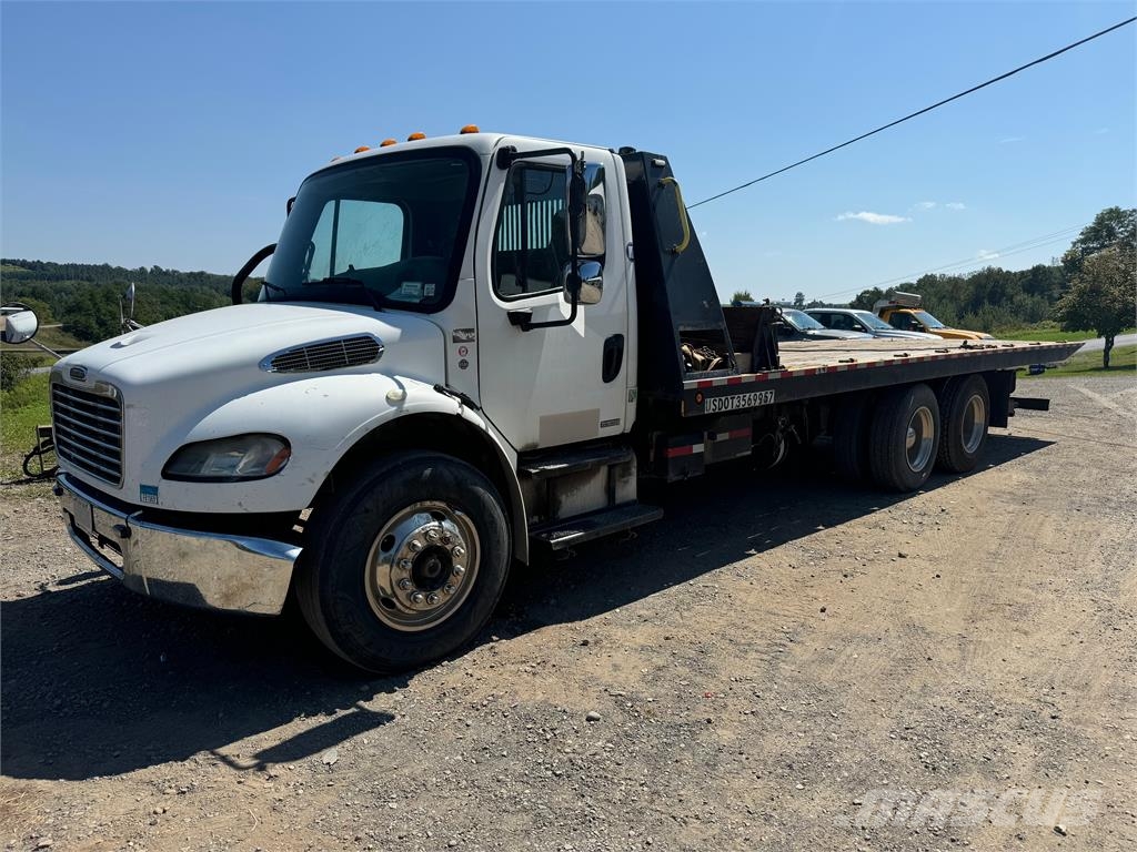 Freightliner Business Class M2 100 건설 장비 - 기타
