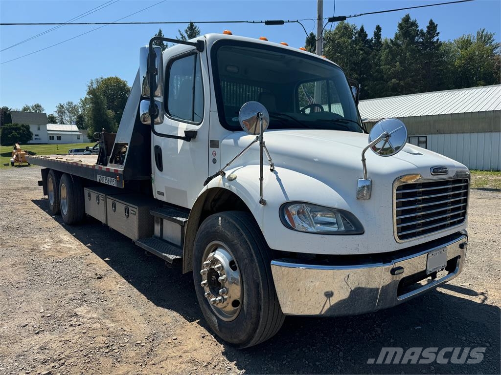 Freightliner Business Class M2 100 건설 장비 - 기타
