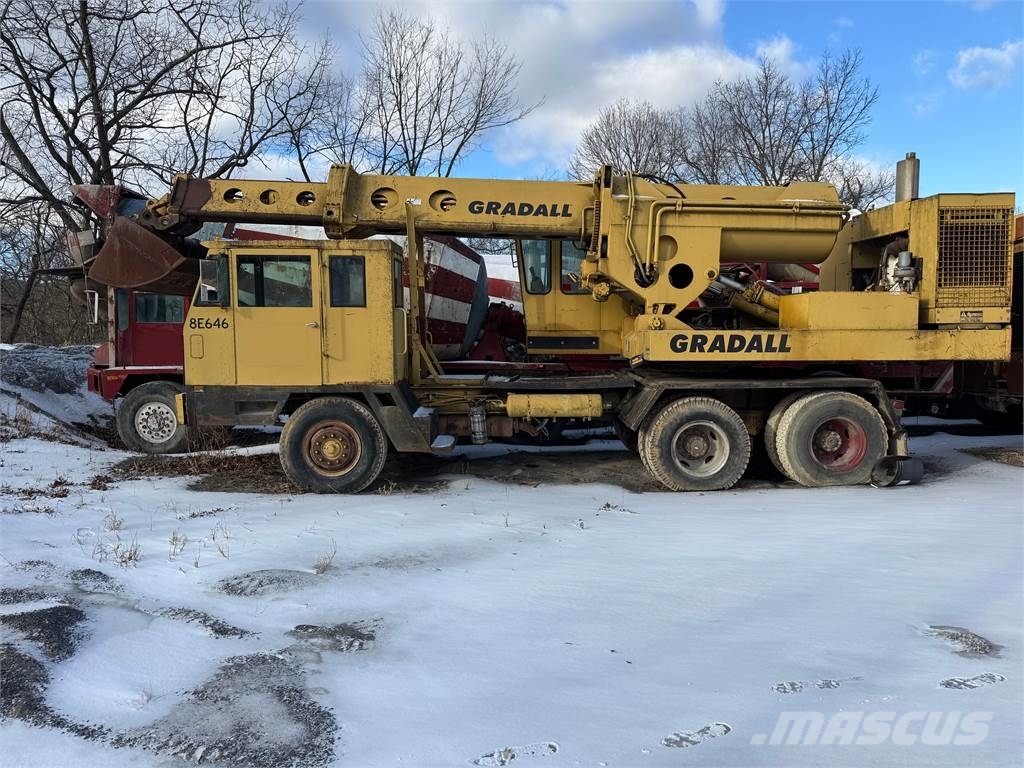 Gradall G-880C Crawler excavators
