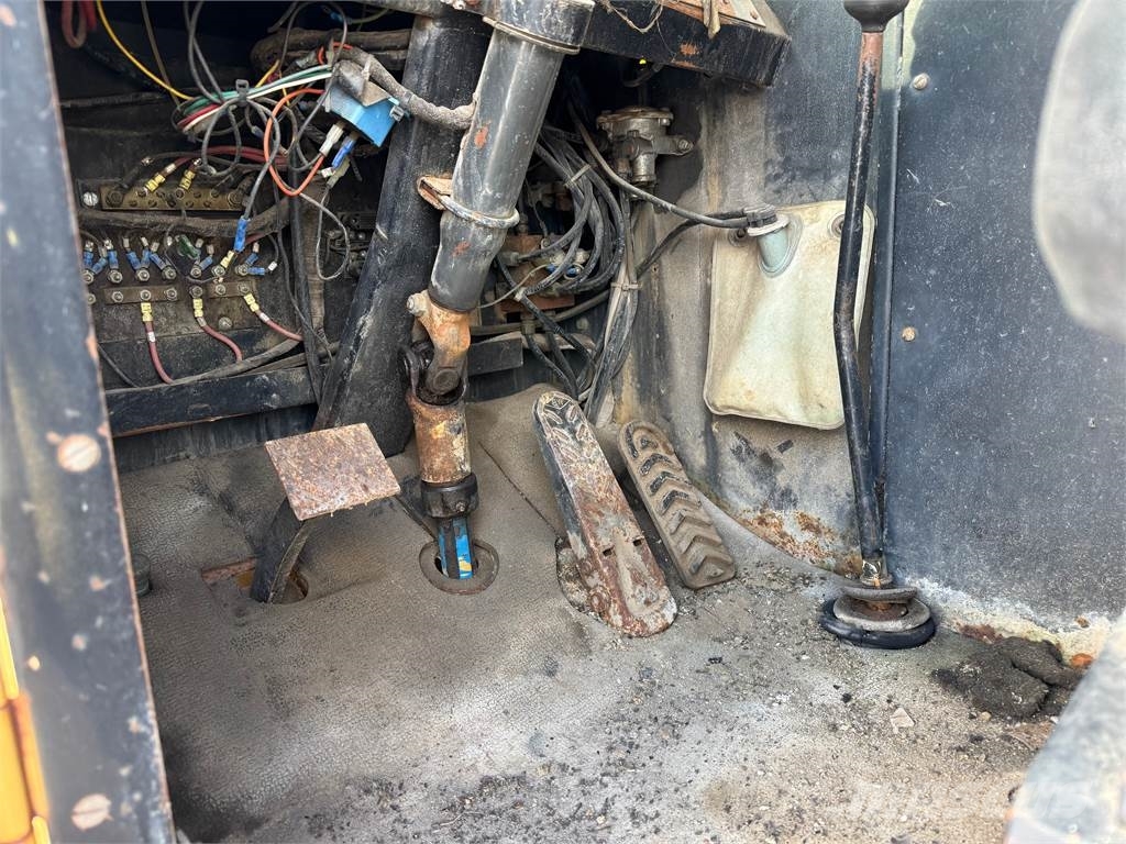 Gradall G-880C Crawler excavators