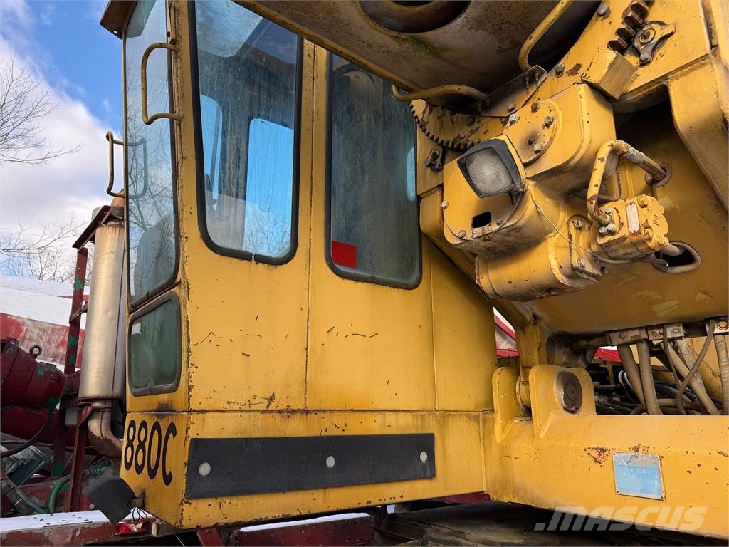 Gradall G-880C Crawler excavators