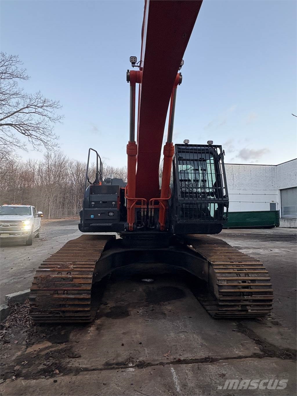 Hitachi ZX300LC-6N Bageri guseničari