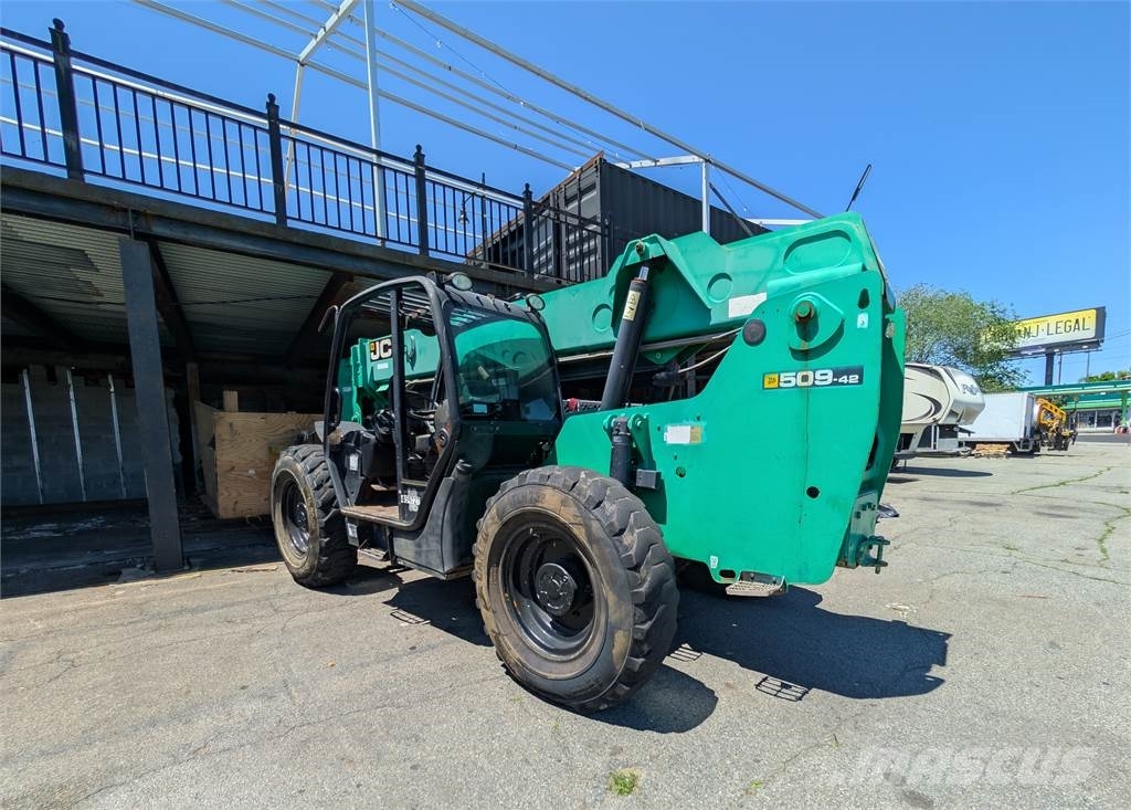 JCB 509-42 Teleskooplaadurid